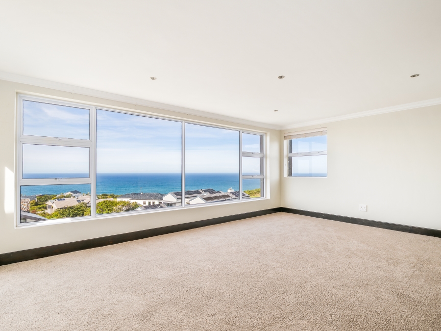 5 Bedroom Property for Sale in Pezula Golf Estate Western Cape
